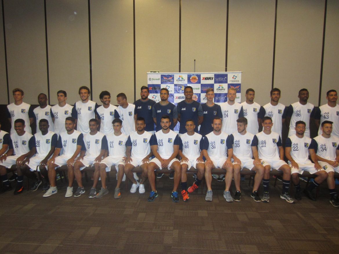 Foz Futebol Clube apresenta elenco para 2018