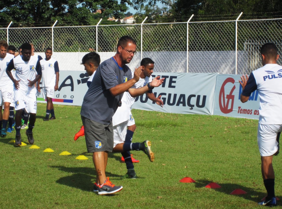Foz aprimora preparação física