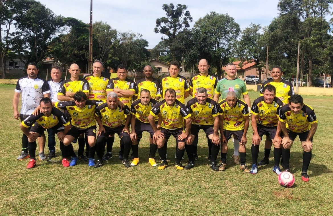 Futebol veterano da Arevefi recomeça com força total