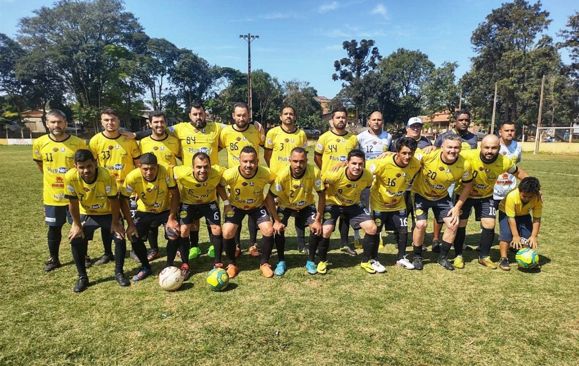 Arevefi: times veteranos estiveram em ação neste sábado