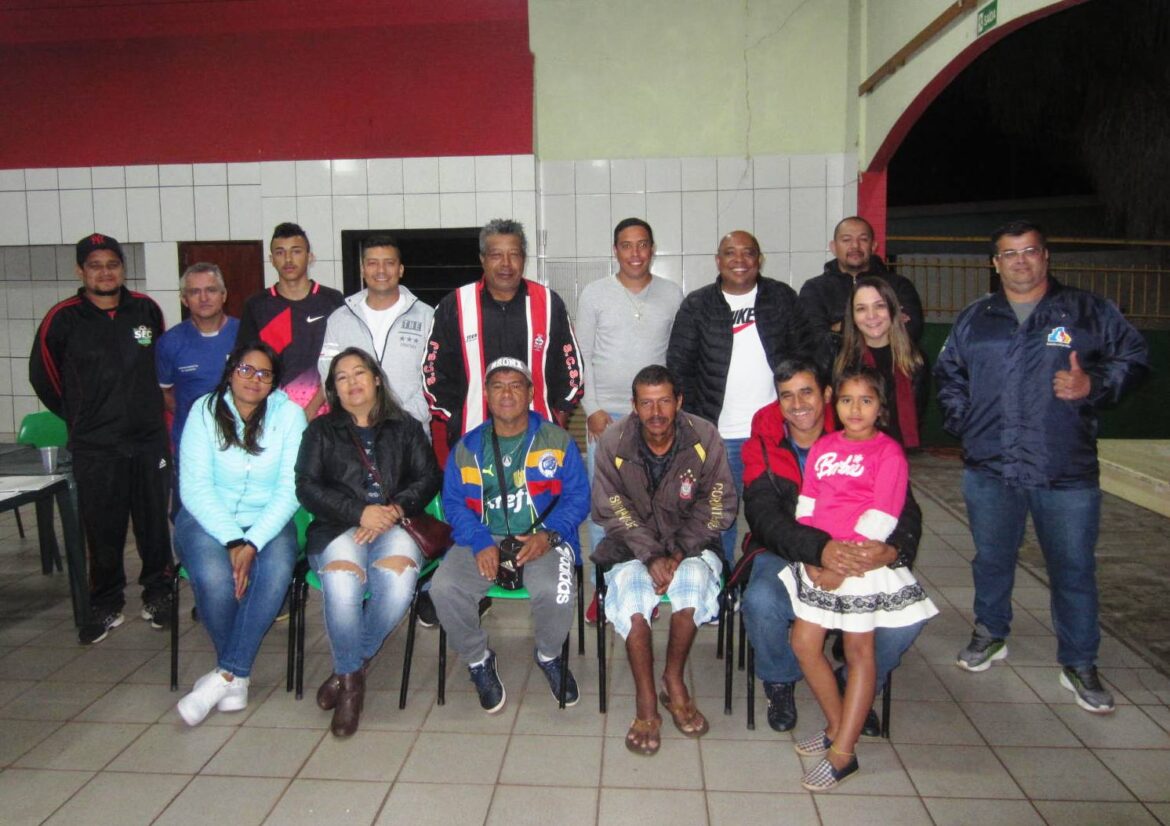 Projeto esportivo e social é tema de encontro com líderes comunitários