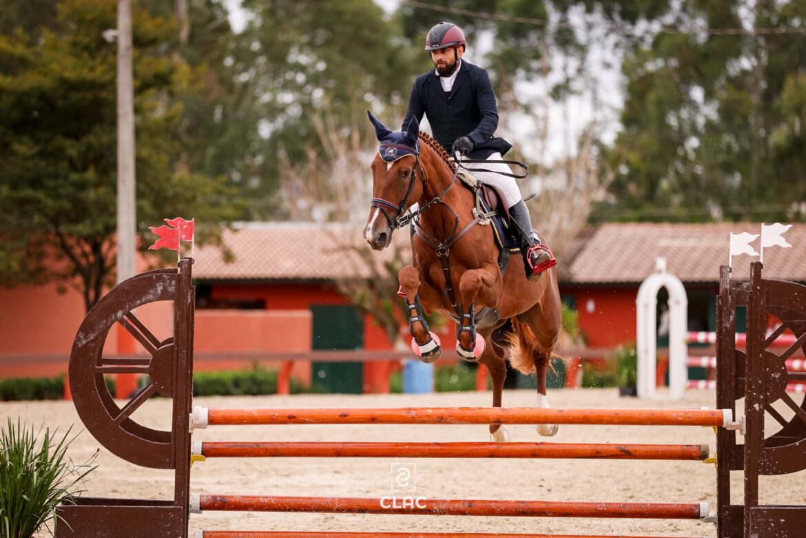 Empresário de Foz surpreende em competição nacional de saltos