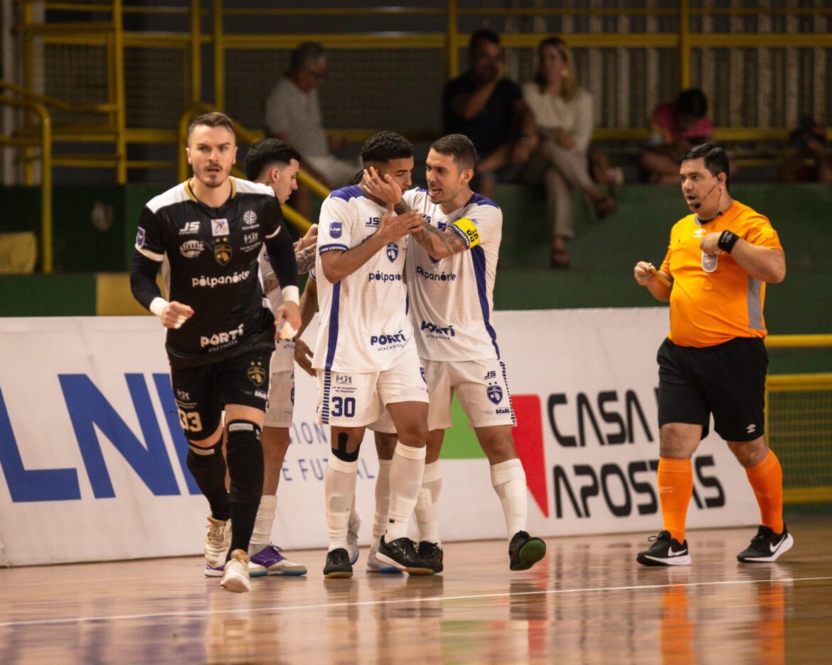 Foz Cataratas supera o Cruzeiro em Minas Gerais