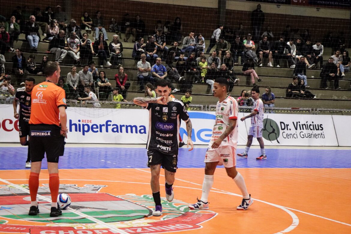 No Campeonato Paranaense, Foz Cataratas vence o Chopinzinho