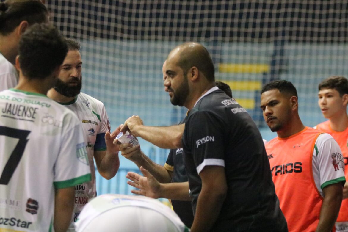 Na abertura do returno, Foz Futsal volta a perder na Série Bronze