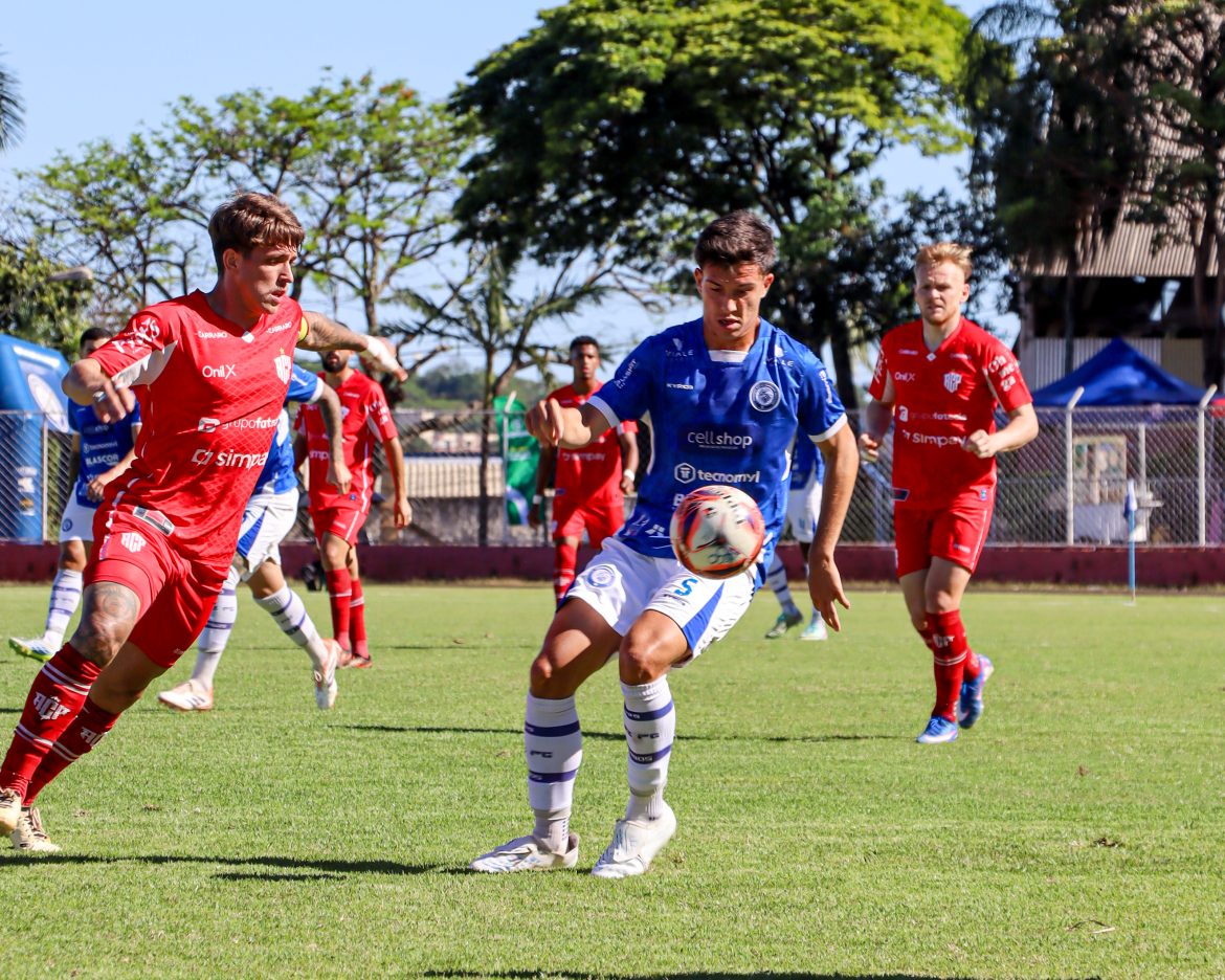 Foz é superado pelo Paranavaí e vai encarar o Azuriz nas quartas da Copa Paraná